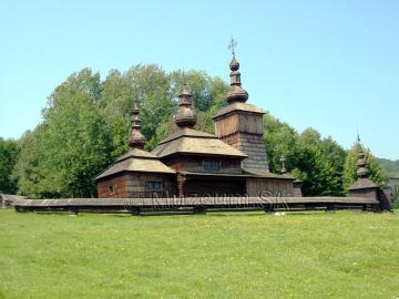 Drevený kostol Nová Polianka (Skanzen Svidník)